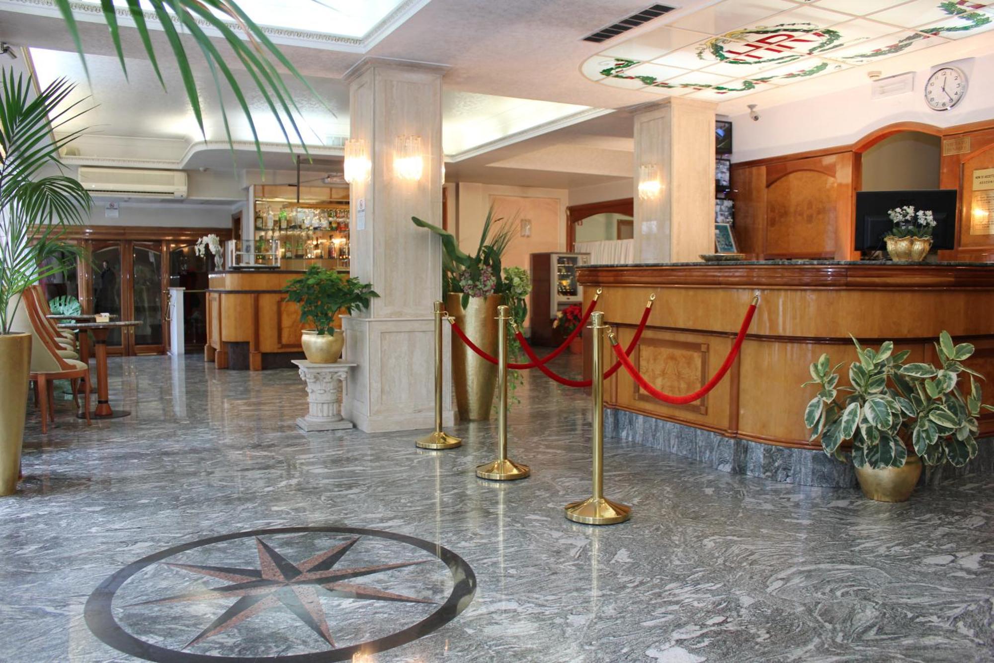 Hotel Romulus Exteriör bild