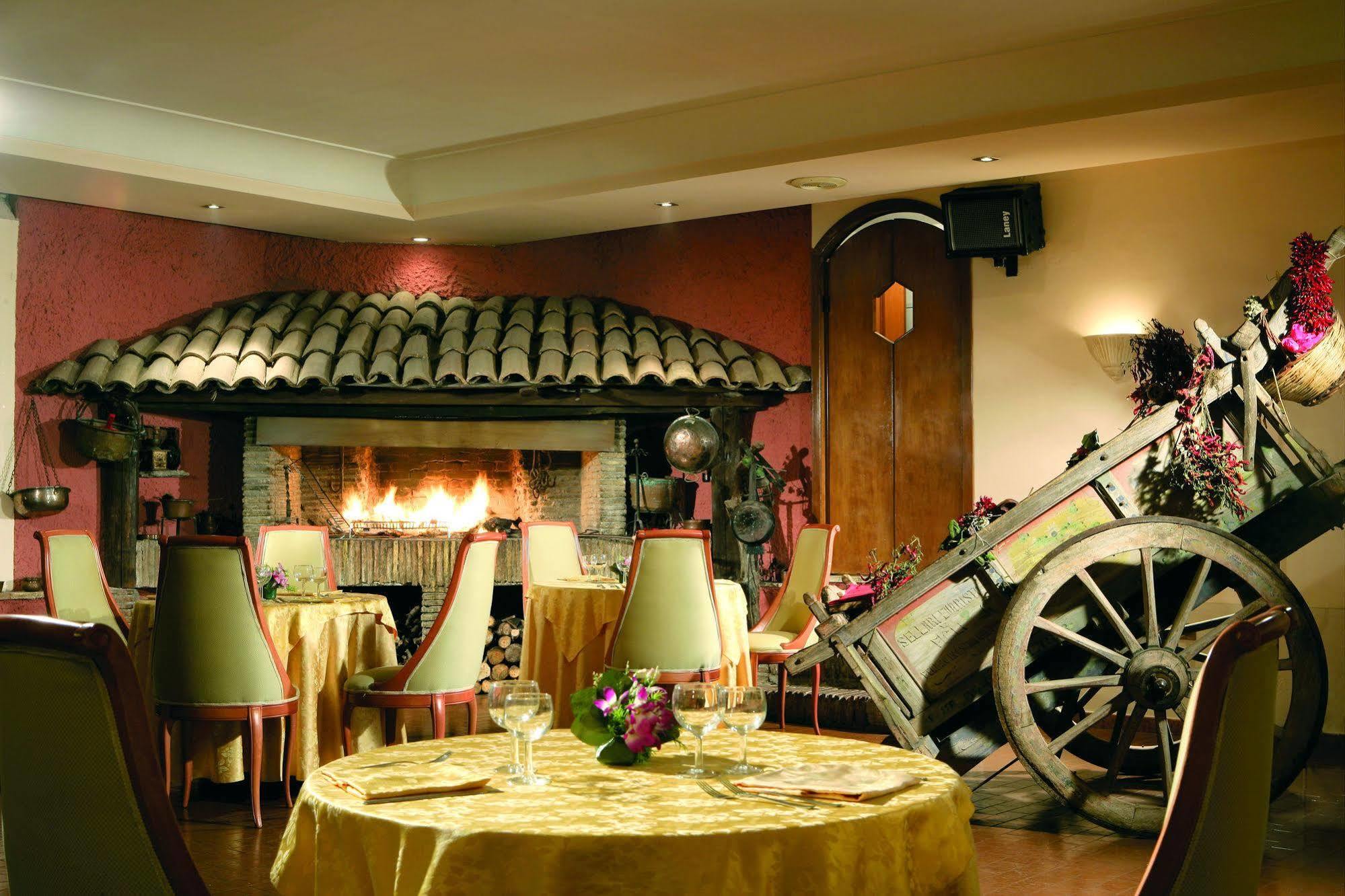 Hotel Romulus Restaurang bild